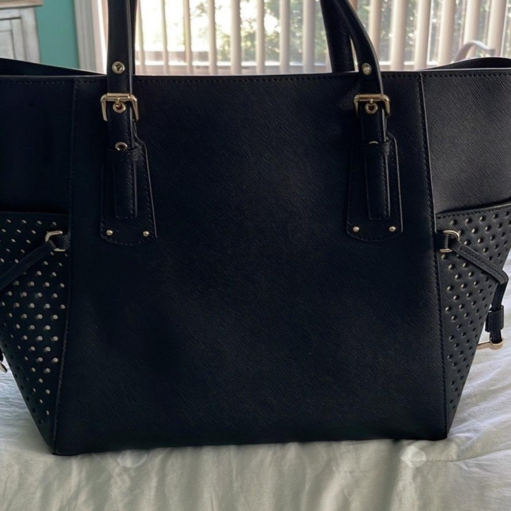 Michael Kors Black Saffino side pocket tote